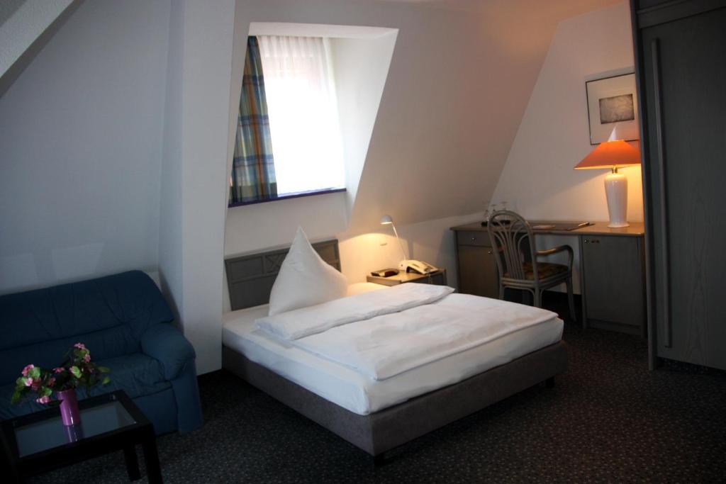 Art-hotel Отель Эрланген